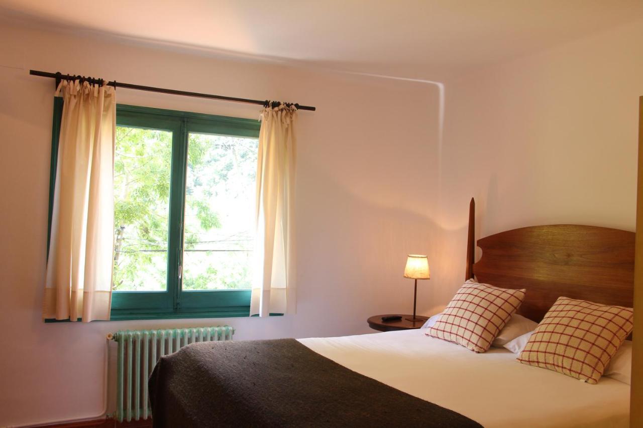Hostal L'Ou De Reig Montseny Exterior photo