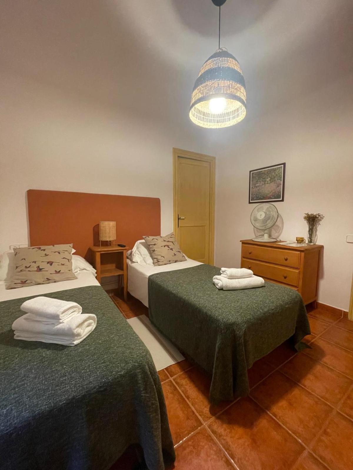 Hostal L'Ou De Reig Montseny Exterior photo
