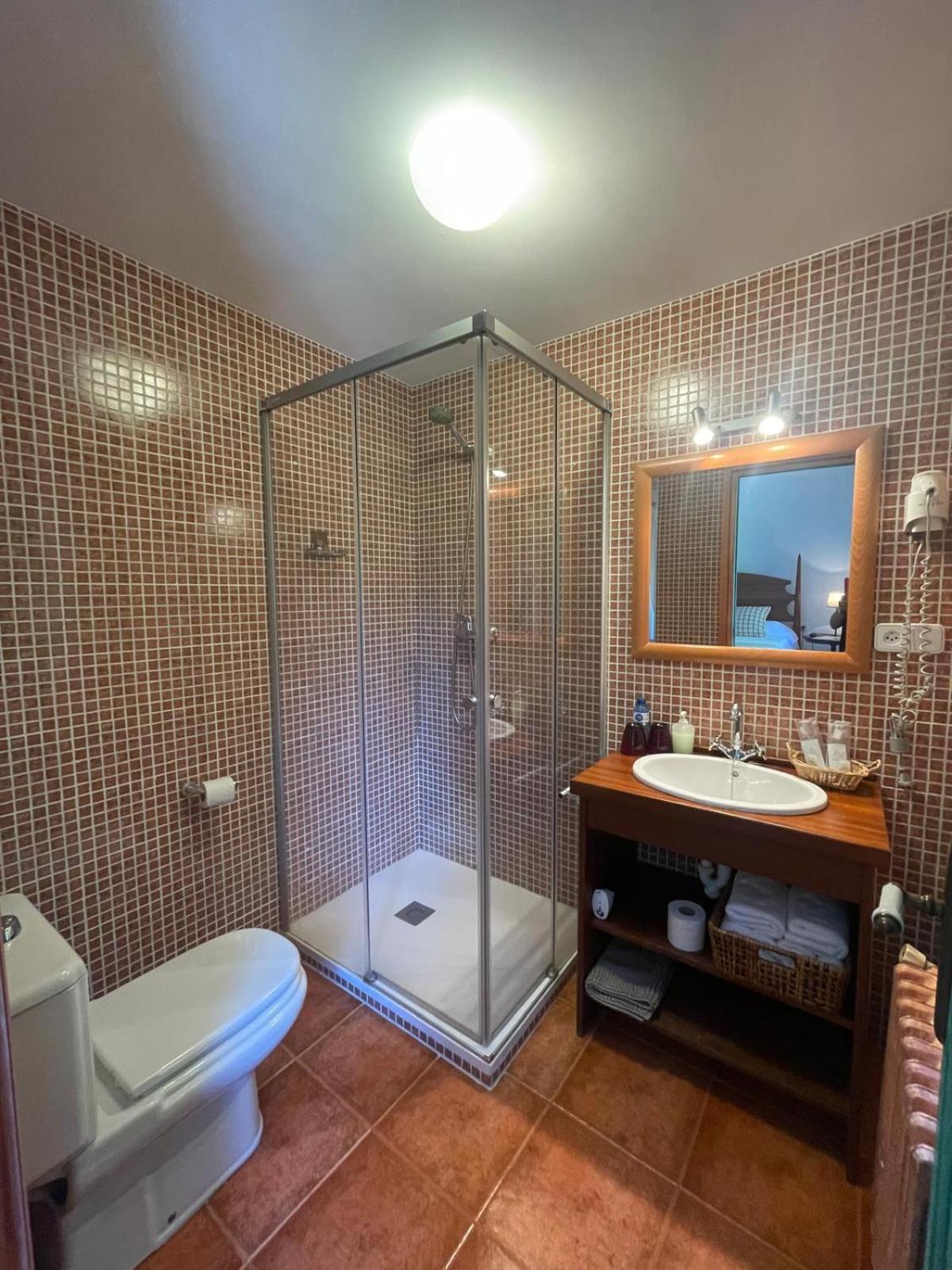 Hostal L'Ou De Reig Montseny Exterior photo