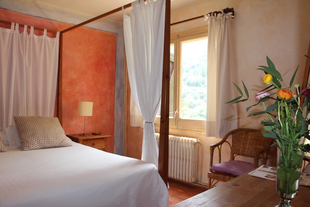 Hostal L'Ou De Reig Montseny Exterior photo